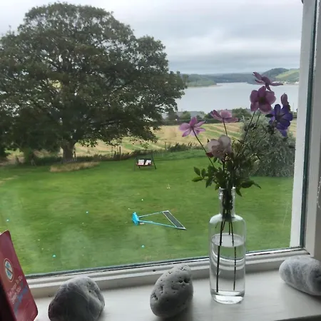 Tranquil Water 3* Midleton