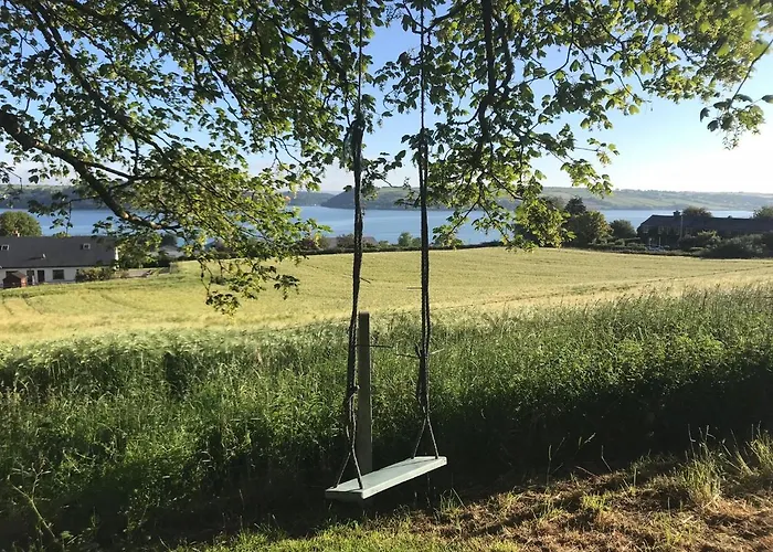 Tranquil Water Bed & Breakfast