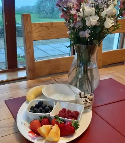 Tranquil Water Bed & Breakfast Midleton