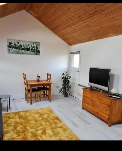 Tranquil Water 3* Midleton