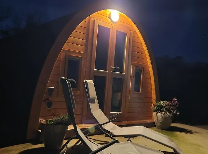 Tranquil Water Bed & Breakfast